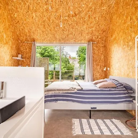 Holiday home Maison De Village Avec Cheminee Et Balneotherapie La Ferriere-Harang